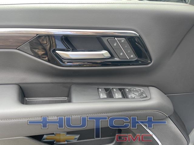 new 2025 Chevrolet Tahoe car, priced at $73,181