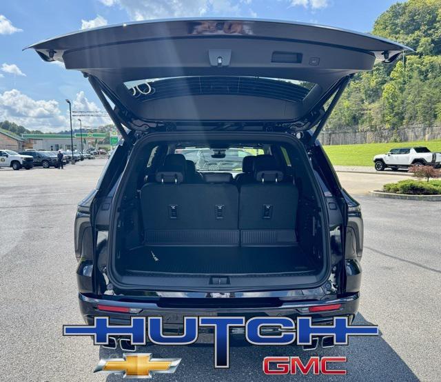 new 2026 Chevrolet Traverse car, priced at $60,970