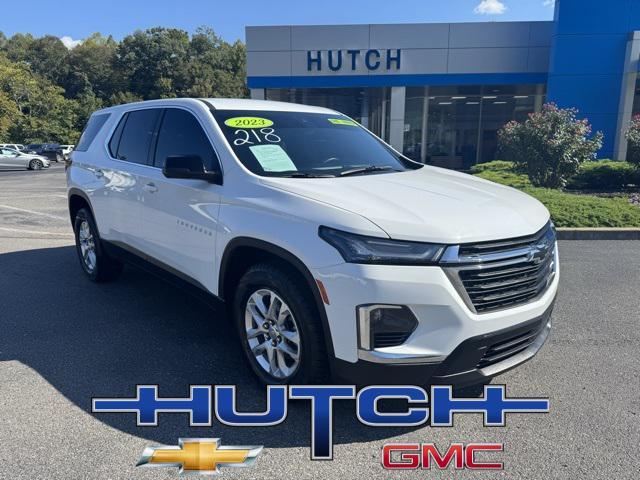 used 2023 Chevrolet Traverse car, priced at $28,180