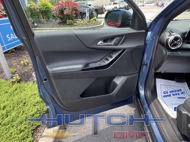 new 2026 Chevrolet Equinox car, priced at $30,890