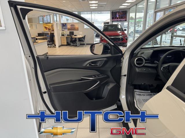 new 2026 Chevrolet Trax car, priced at $28,780