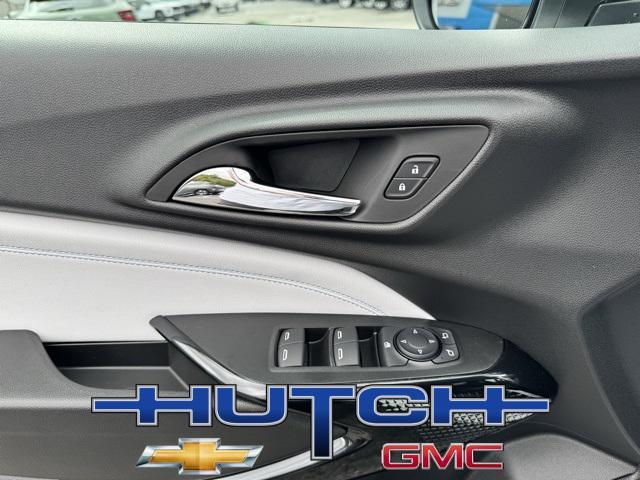 new 2025 Chevrolet Trax car, priced at $24,235