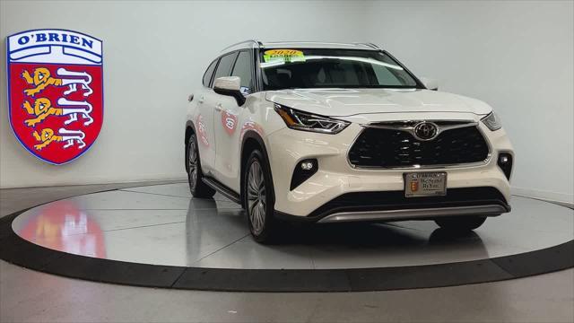 used 2020 Toyota Highlander car, priced at $34,900