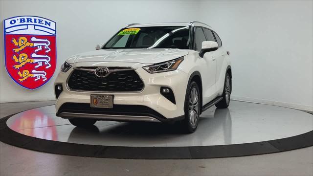 used 2020 Toyota Highlander car, priced at $34,900