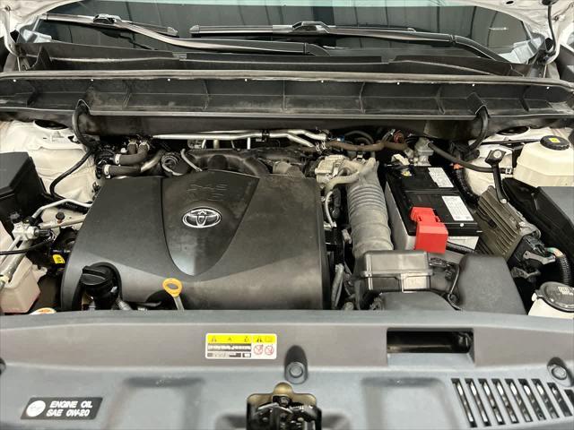 used 2020 Toyota Highlander car, priced at $34,900