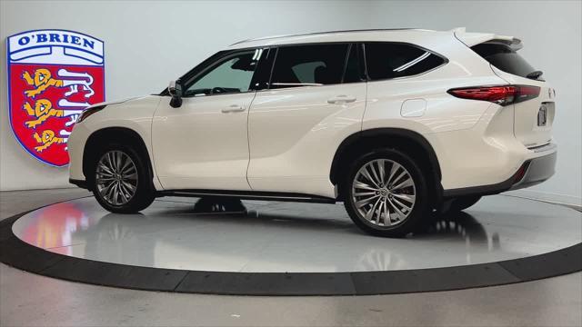 used 2020 Toyota Highlander car, priced at $34,900