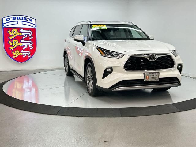 used 2020 Toyota Highlander car, priced at $34,900