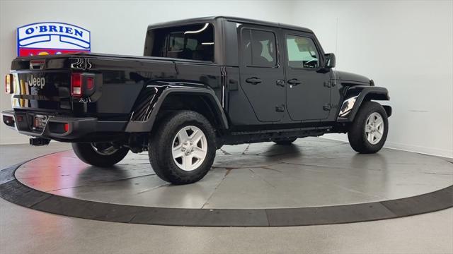 used 2021 Jeep Gladiator car, priced at $28,000