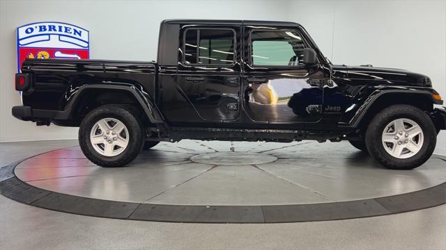 used 2021 Jeep Gladiator car, priced at $28,000