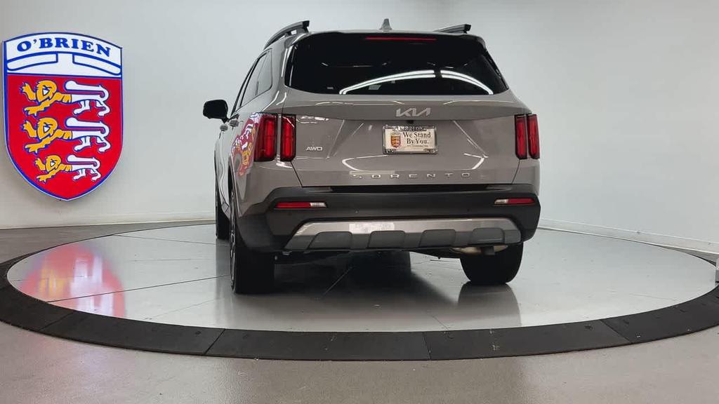 used 2022 Kia Sorento car, priced at $23,500