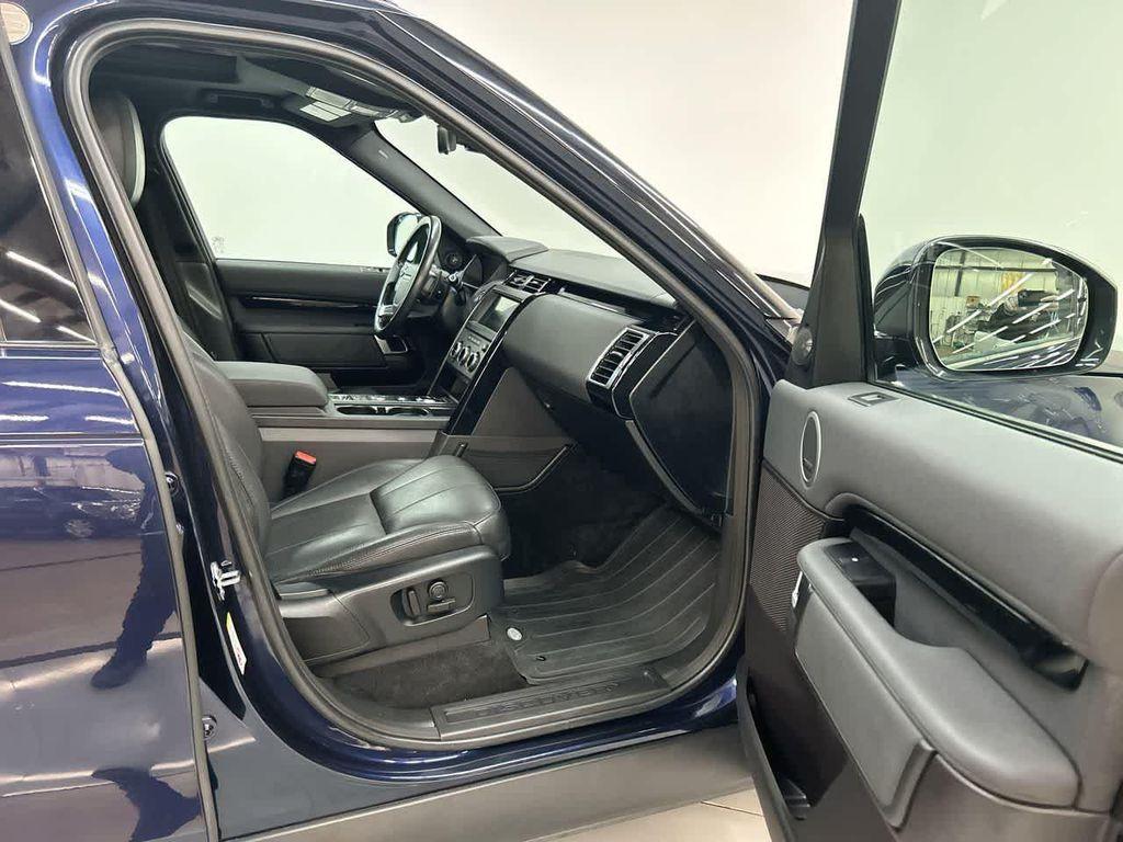 used 2018 Land Rover Discovery car, priced at $16,499