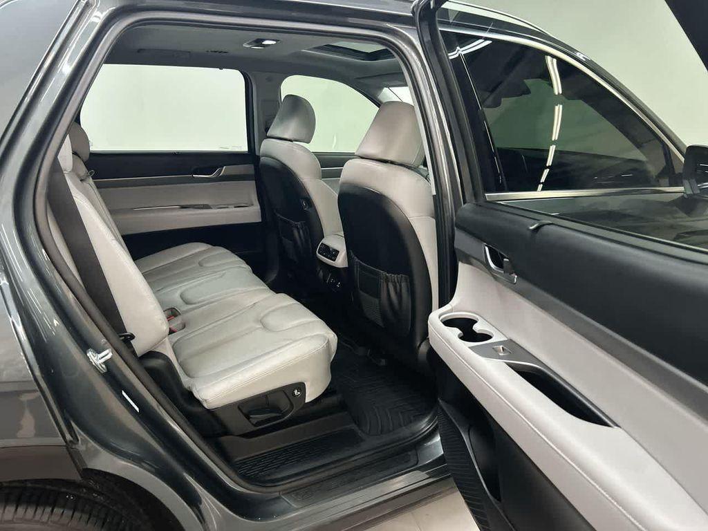 used 2022 Hyundai Palisade car, priced at $26,000