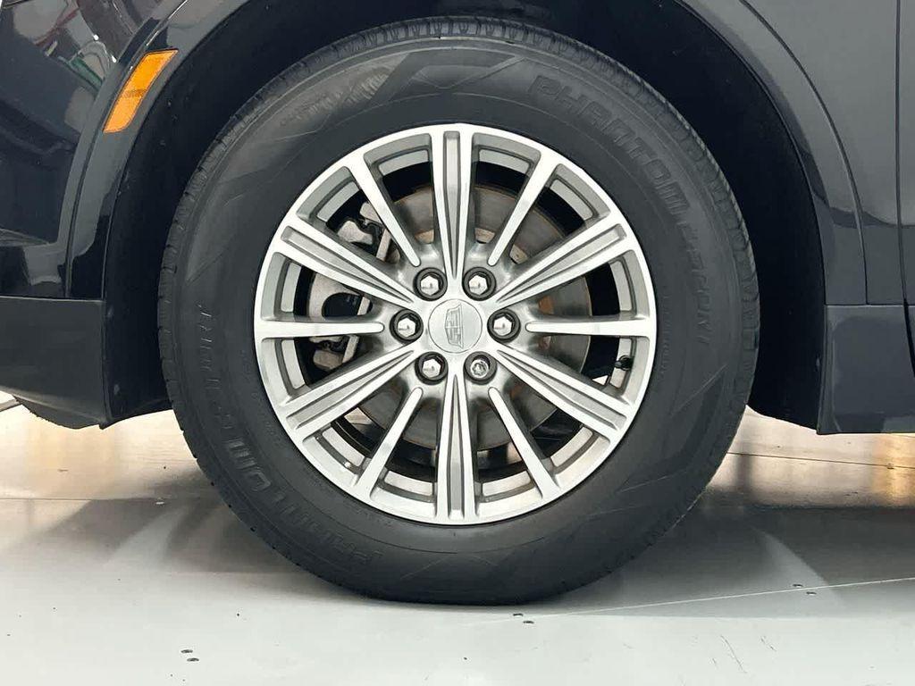 used 2018 Cadillac XT5 car, priced at $15,500