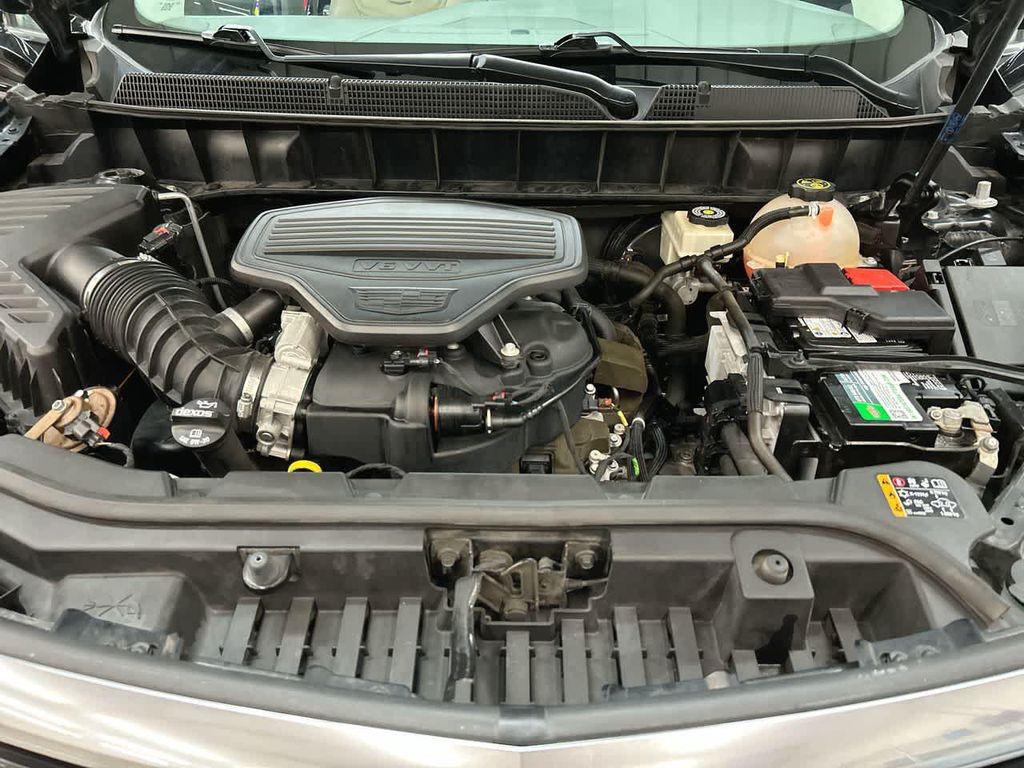 used 2018 Cadillac XT5 car, priced at $15,500