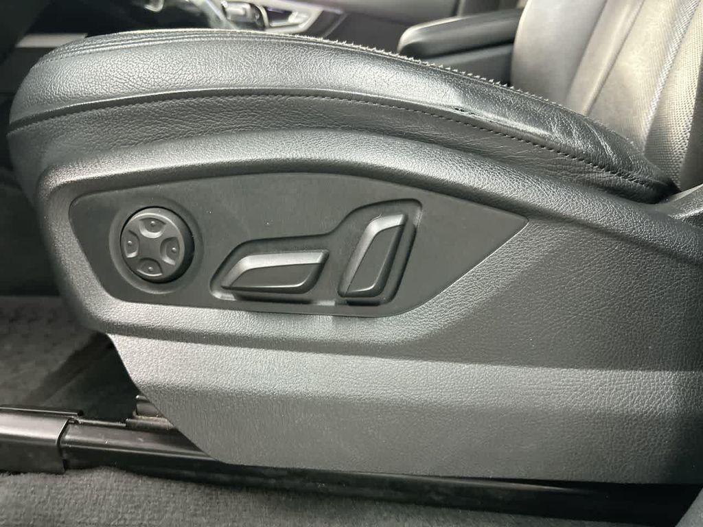 used 2019 Audi Q7 car, priced at $16,900