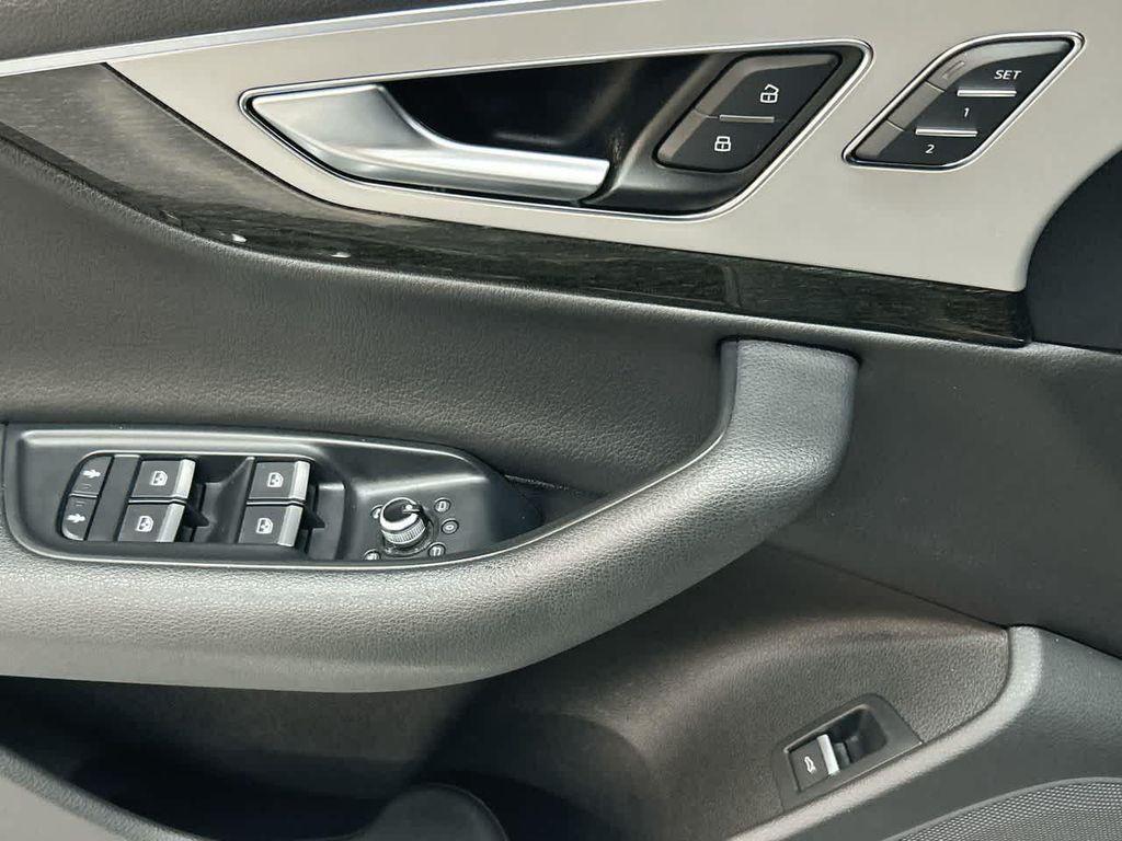 used 2019 Audi Q7 car, priced at $16,900