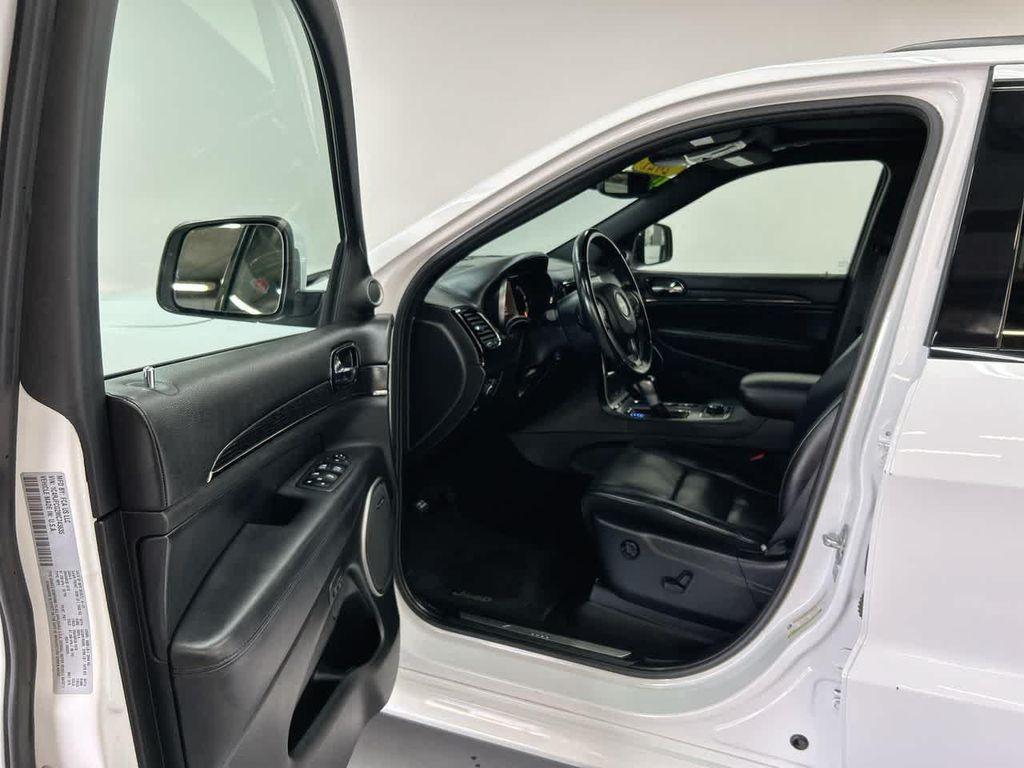 used 2021 Jeep Grand Cherokee car, priced at $23,900