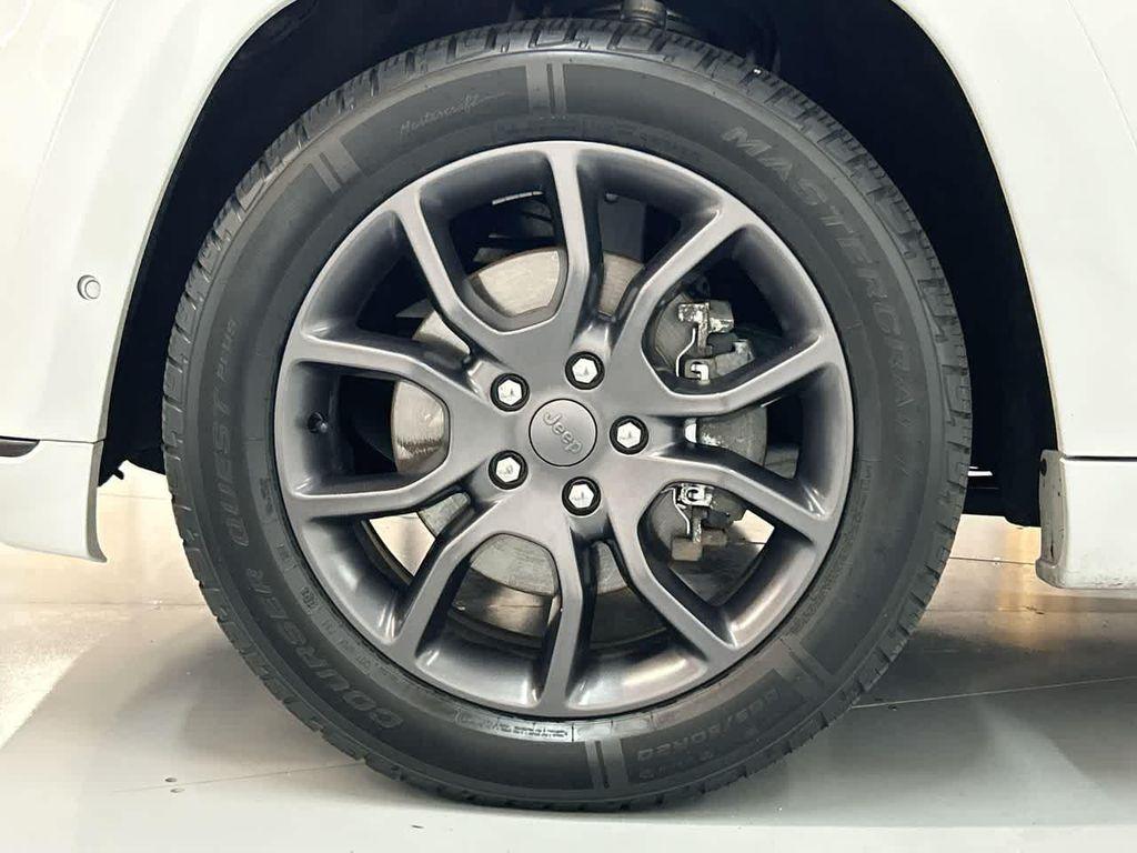 used 2021 Jeep Grand Cherokee car, priced at $23,900