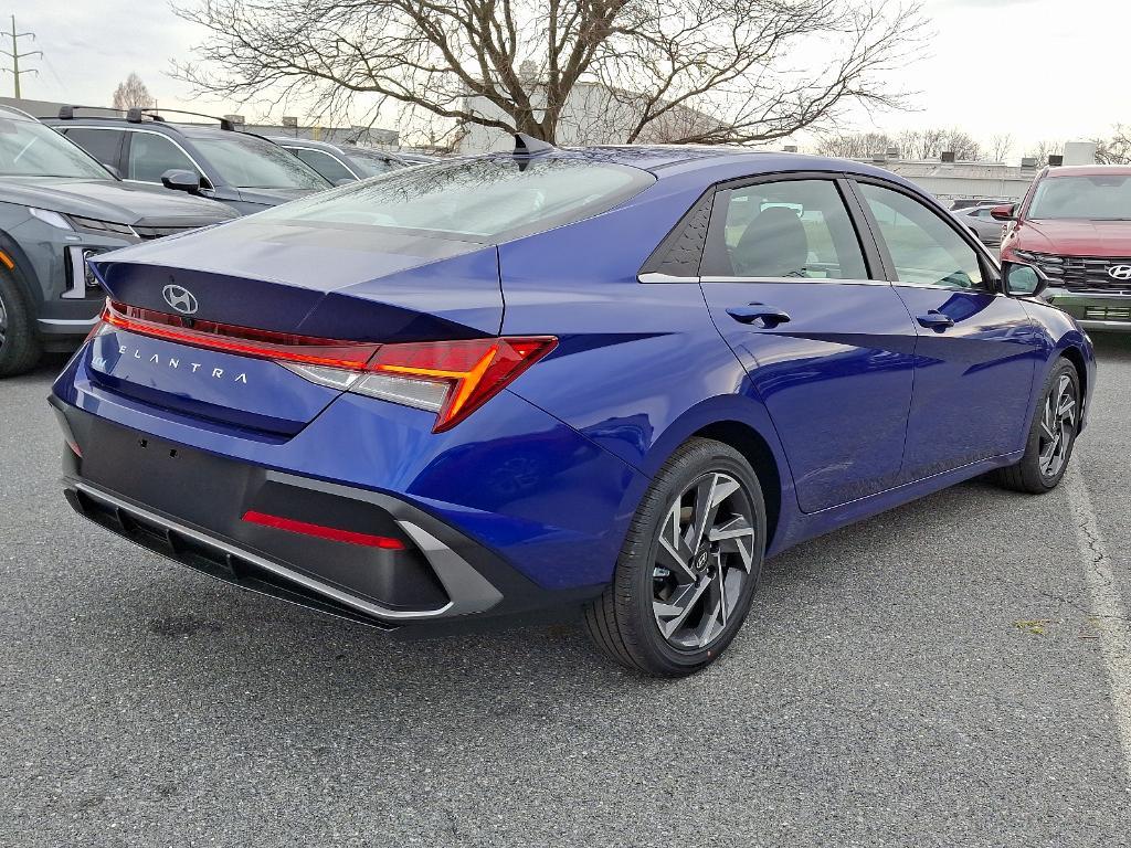 new 2025 Hyundai Elantra car, priced at $27,475