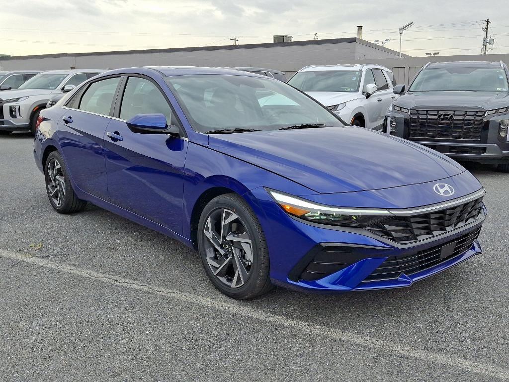 new 2025 Hyundai Elantra car, priced at $27,475