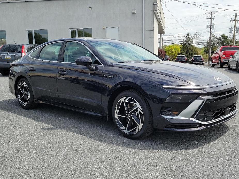 new 2024 Hyundai Sonata car, priced at $32,270