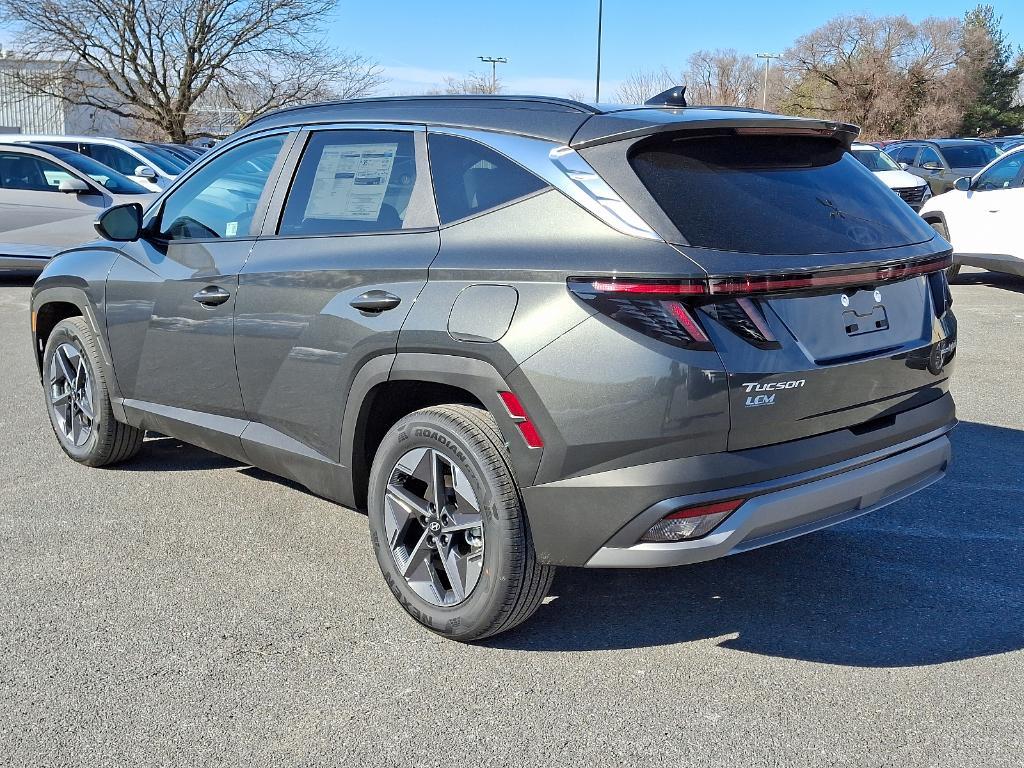 new 2025 Hyundai Tucson Hybrid car, priced at $38,380