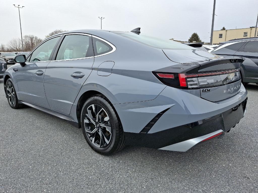 used 2024 Hyundai Sonata car, priced at $25,999