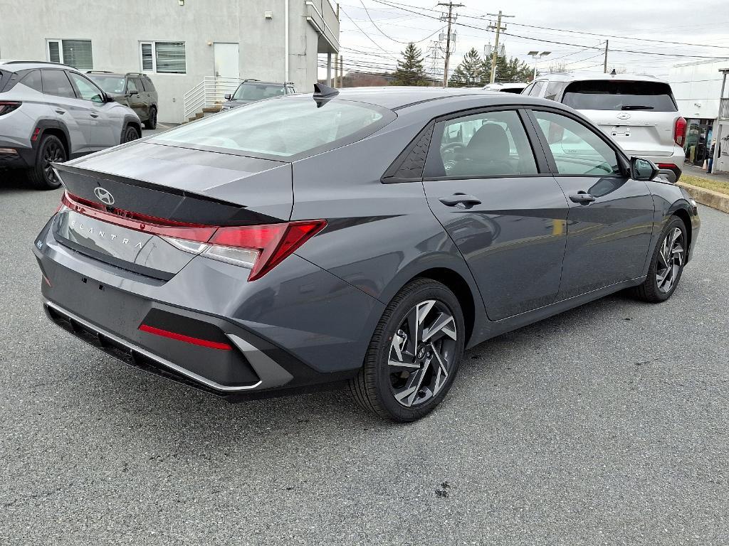 new 2025 Hyundai Elantra car, priced at $24,875