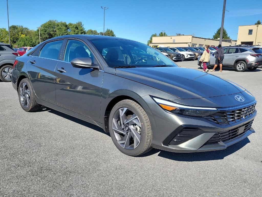 new 2025 Hyundai Elantra car, priced at $27,265