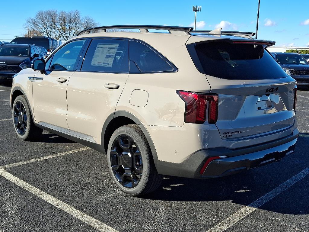 new 2025 Kia Sorento car, priced at $47,990