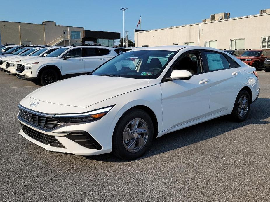 new 2024 Hyundai Elantra car, priced at $23,660