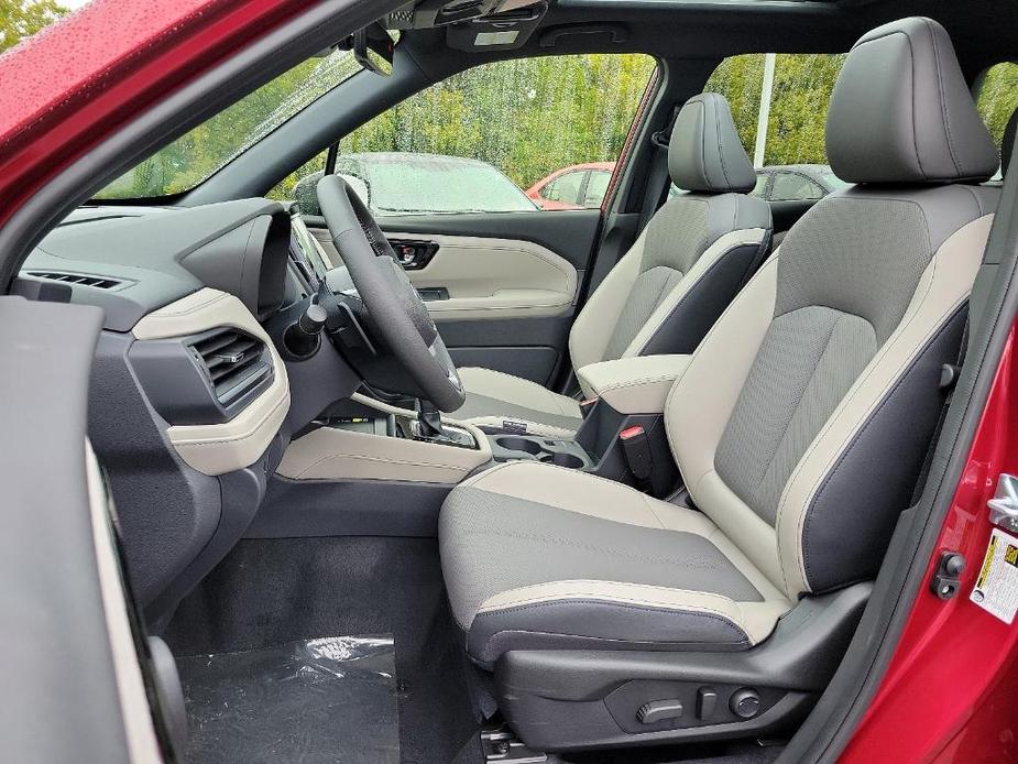 new 2025 Subaru Forester car, priced at $40,016