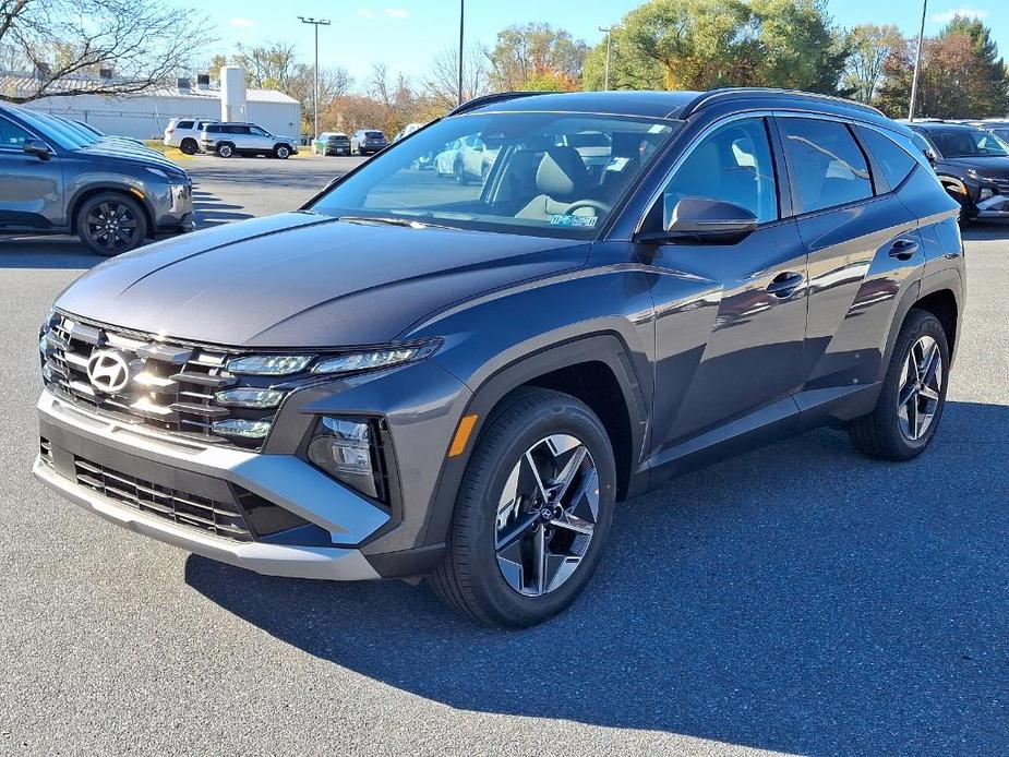 new 2025 Hyundai Tucson Hybrid car, priced at $38,384