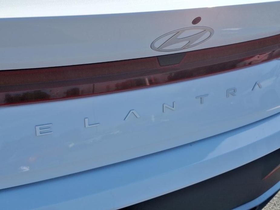 new 2025 Hyundai Elantra car, priced at $24,015