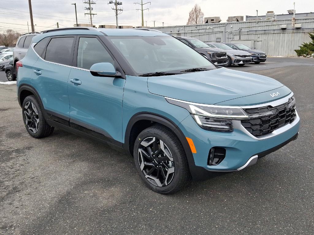 new 2025 Kia Seltos car, priced at $32,655