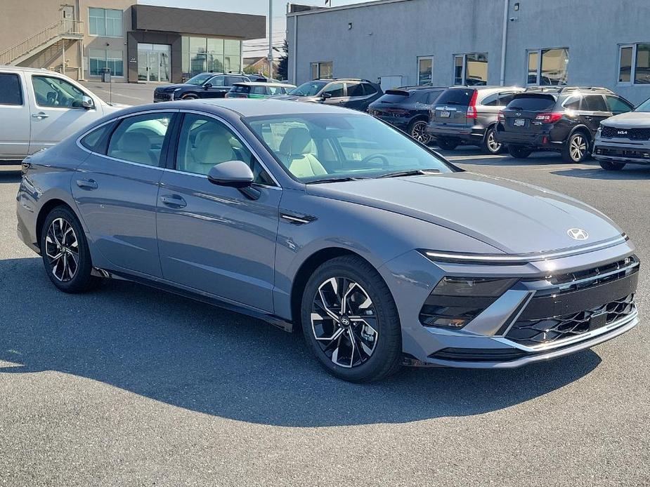 new 2024 Hyundai Sonata car, priced at $30,730