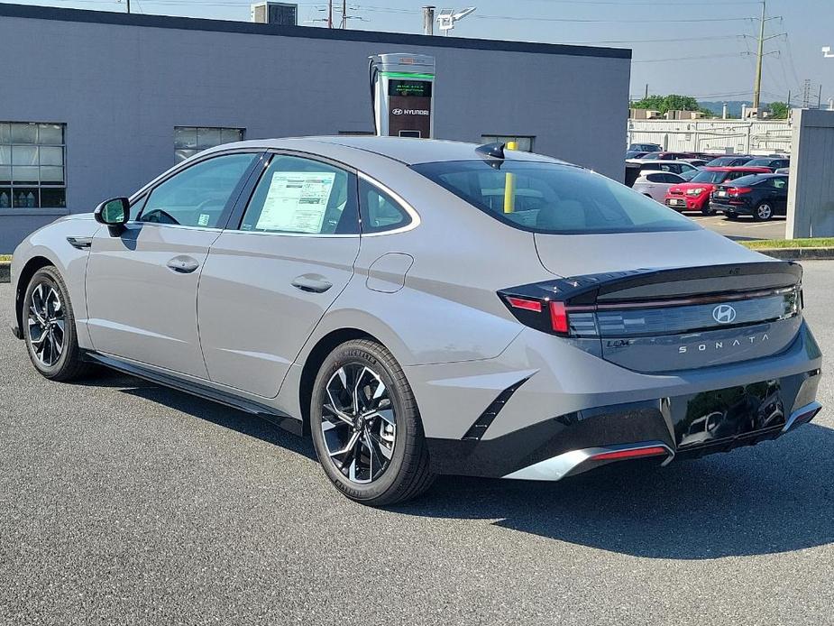 new 2024 Hyundai Sonata car, priced at $30,730