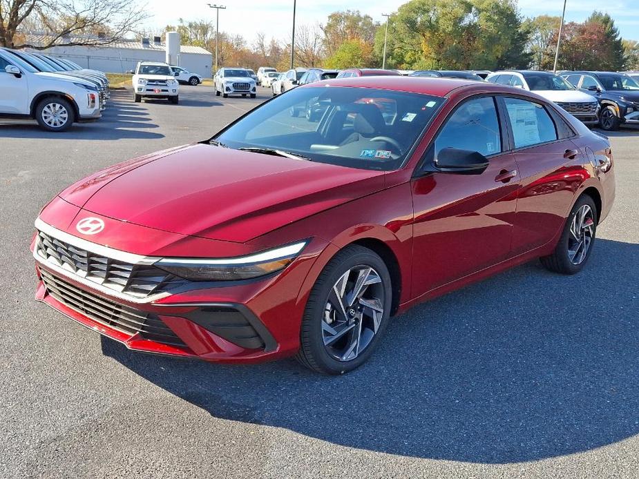 new 2025 Hyundai Elantra car, priced at $25,160