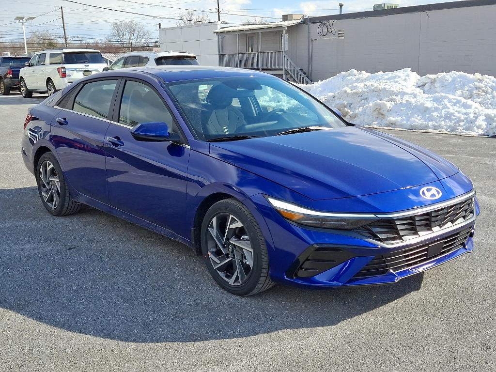 new 2025 Hyundai Elantra car, priced at $27,265