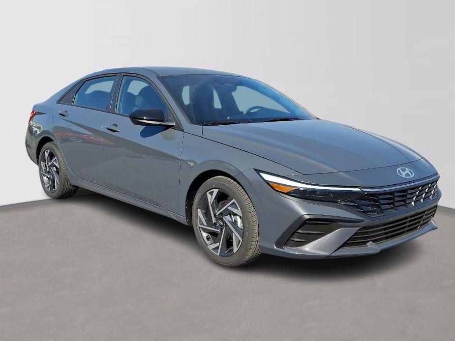 new 2025 Hyundai Elantra car, priced at $24,690