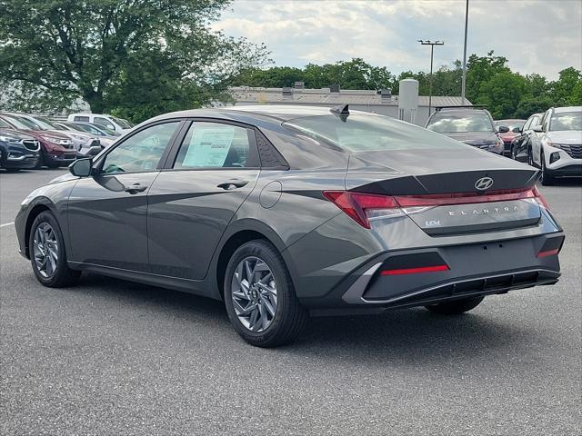 new 2024 Hyundai Elantra car, priced at $25,090