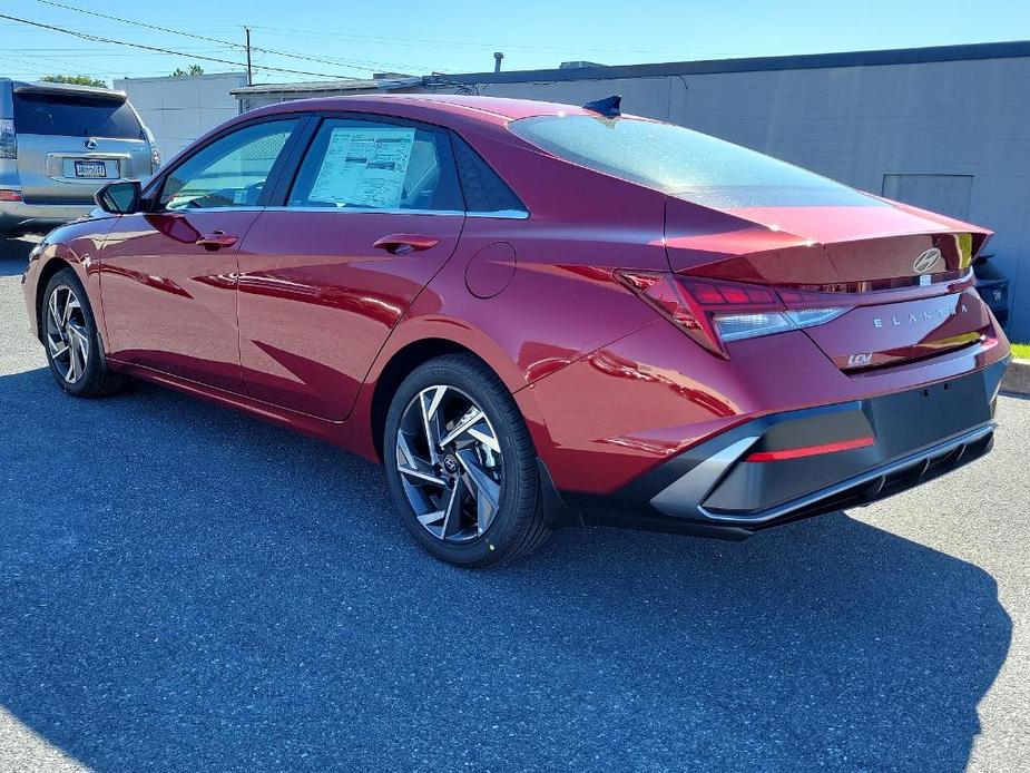 new 2025 Hyundai Elantra car, priced at $27,735