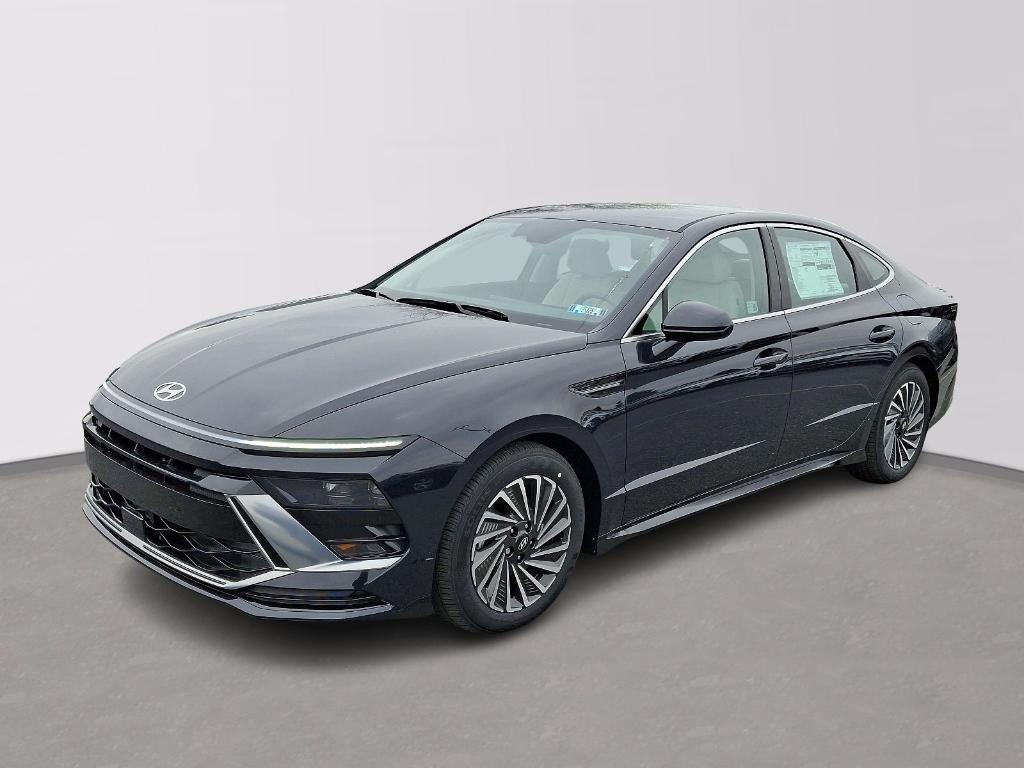 new 2025 Hyundai Sonata Hybrid car, priced at $32,715