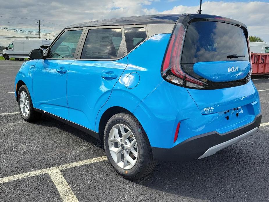 new 2025 Kia Soul car, priced at $24,685