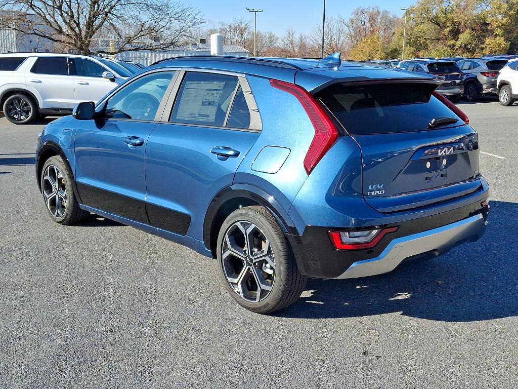 new 2025 Kia Niro Plug-In Hybrid car, priced at $42,340