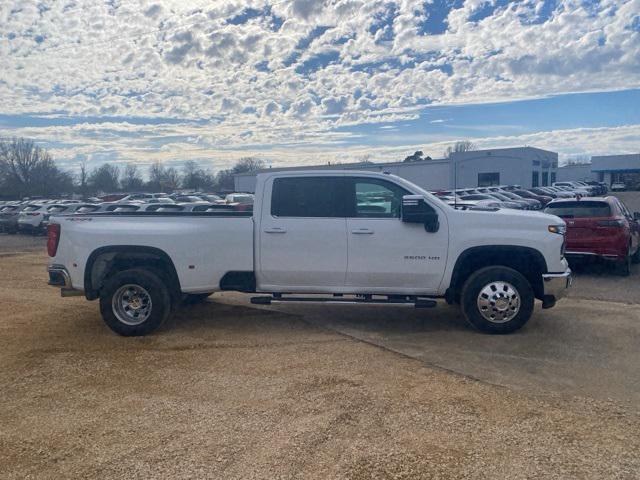 new 2025 Chevrolet Silverado 3500 car, priced at $82,215