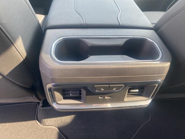 new 2025 GMC Sierra 1500 car, priced at $57,202