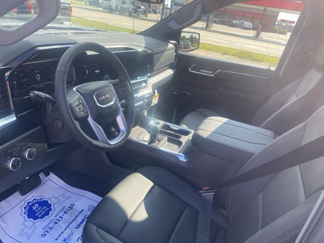 new 2025 GMC Sierra 1500 car, priced at $57,202