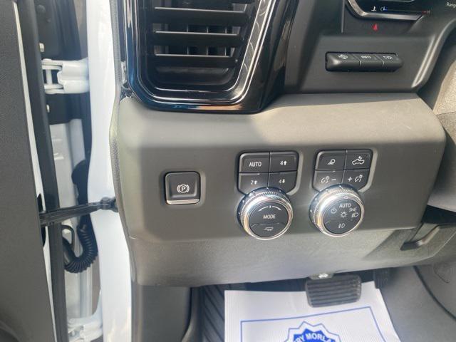 new 2025 GMC Sierra 2500 car, priced at $83,476