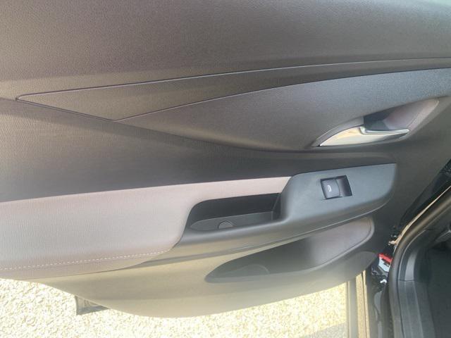 new 2025 Buick Envista car, priced at $30,334